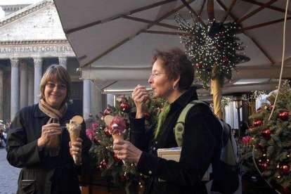 Consumo de helado en Roma.-LUCIANA ZIGIOTTI