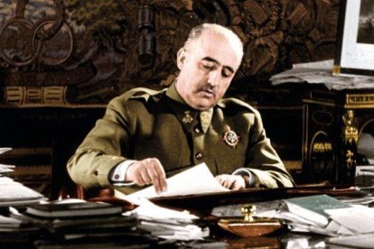 Francisco Franco, en la serie documental ’Franco. La vida del dictador en color’.-DMAX