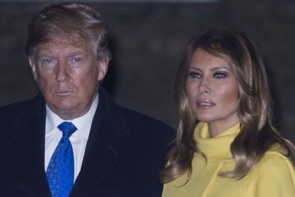 Donald Trump y Melania, en Londres, este martes.-STHEPEN LOCK