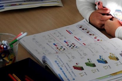 Libros de texto gratis para 67.000 escolares el próximo curso-EUROPA PRESS