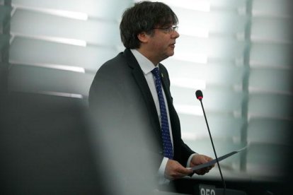 Primera intervención de Carles Puigdemont en el pleno del Parlamento Europeo.-JEAN-FRANÇÖIS BADIAS / AP