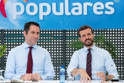 El secretario general del PP, Teodoro García Egea, y el presidente del partido, Pablo Casado, el pasado martes en la sede de Génova.-EFE