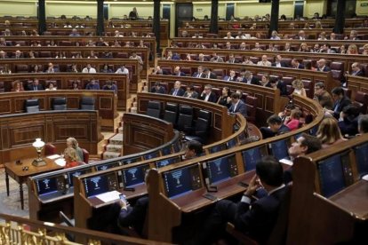 Una reunión del pleno del Congreso de los Diputados, de inicios de septiembre-. / JOSÉ LUIS ROCA