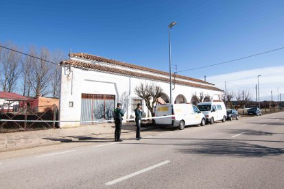 La vivienda donde residía la mujer fallecida y fue encontrada tras un incendio. GONZALO MONTESEGURO