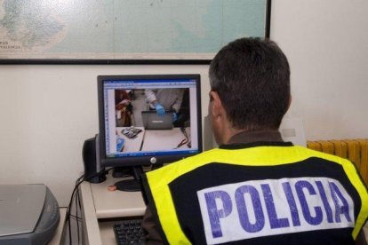 POLICIA NACIONAL  DE CRIMINALIDAD TECNOLOGICA-