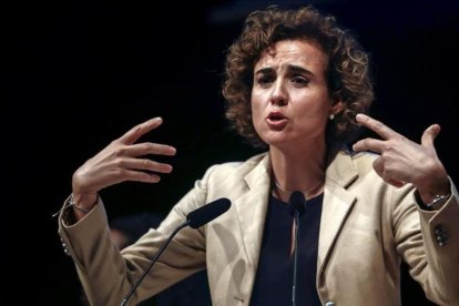 La ministra de Sanidad, Dolors Monserrat, este martes en una entrega de premios.-QUIQUE GARCÍA (EFE)