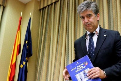 El portavoz del PP en el Senado, Ignacio Cosidó.-JUAN MANUEL PRATS