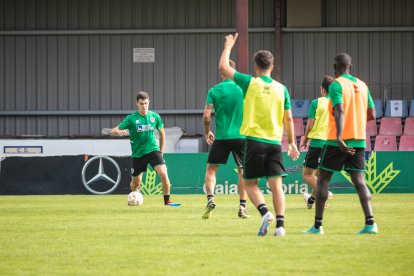 Primer entrenamiento del CD Numancia en esta pretemporada.