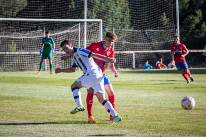 Partido del Numancia contra la Real Sociedad B en Navaleno.