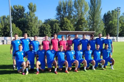 A las órdenes del nuevo entrenador, Pablo Cortés, la plantilla adnamantina comenzó a entrenar.