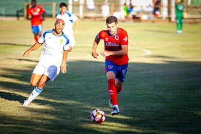 El CD Numancia empata en Quintana contra el Deportivo Aragón