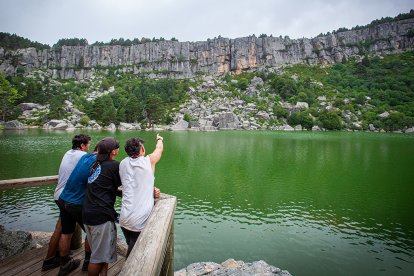 Turismo rural en la Laguna negra.