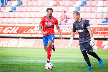 Encuentro de presentación entre el CD Numancia y el Eibar