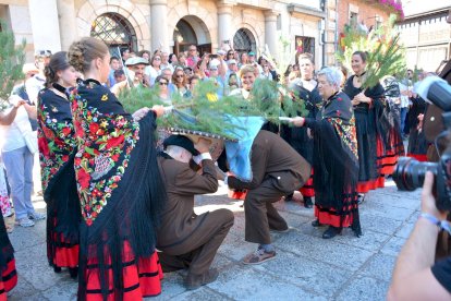 El ritual de la pinochada en Vinuesa