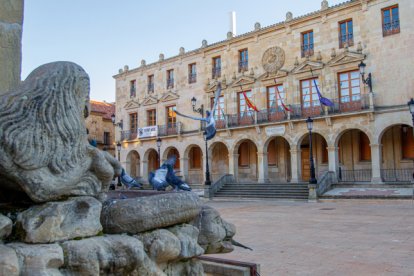 Edificio del Ayuntamiento, en la plaza Mayor. MARIO TEJEDOR