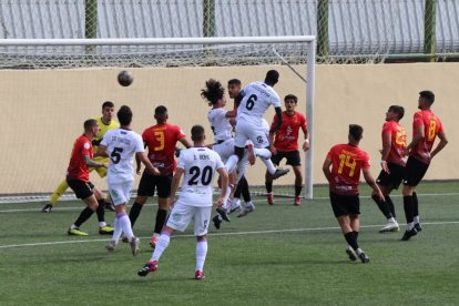 Detalle del partido entre el Mensajero y el CD Numancia.