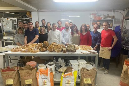 Taller de panadería impartido en El Burgo por Florindo Fierro.