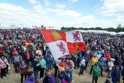 Celebración del Día de Castilla y León en Villalar de los Comuneros.