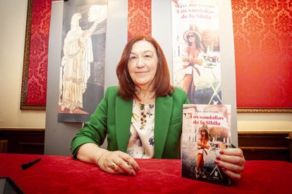 María José Heredia en la presentación de su libro