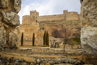 Impresionante vista del castillo de Berlanga de Duero. MARIO TEJEDOR