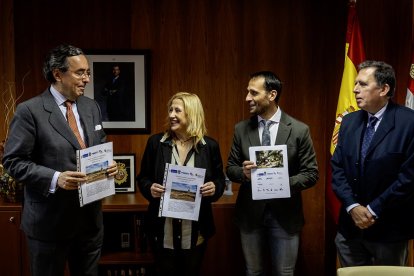 Presentación del concurso escolar sobre Numancia en la Delegación Territorial.