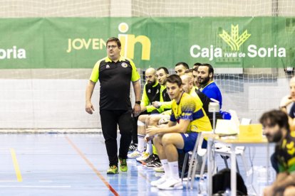 Los de Lluelles fueron muy superiores a Balonmano 4 Valles