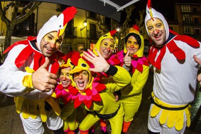 Personas disfrazadas de Carnaval en 2023.