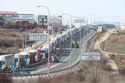 Imagen de la protesta de este martes cerca de la capital soriana.