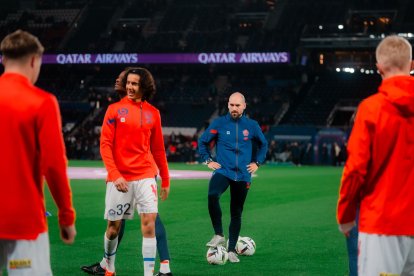 Mario Sandúa en los prolegómenos del partido del Lille ante el PSG el pasado 10 de febrero.