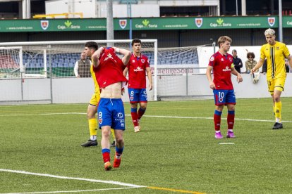 El Numancia ve complicada su permanencia en División de honor