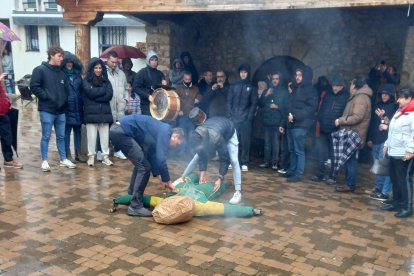 Quema del Judas en Villar.