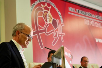 El presidente de la Territorial, Marcelino Maté, durante la Asamblea Extraordinaria celebrada esta tarde.