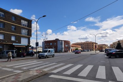 Imagen de la travesía de El Burgo en la zona Juan Carlos I.