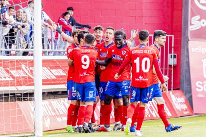 Royo, Moustapha y Carlos González en la victoria de hace dos jornadas ante el Talavera.