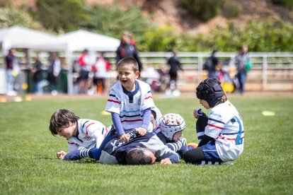 Los más pequeños aficionados al rugby han disfrutado en Soria de un torneo de canteras.