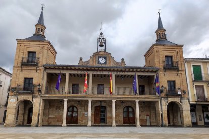 Fachada de la casa consistorial burgense.