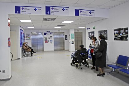 Entrada al Hospital Santa Bárbara.