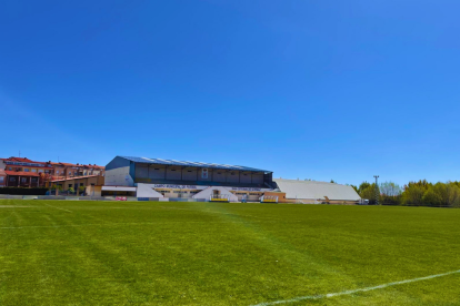 El campus se lleva a cabo en el Municipal de San Esteban.