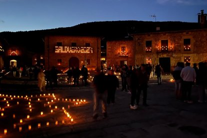 Salduero iluminado este sábado 22 de junio por la noche.