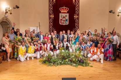 Acto institucional para arrancar el Miércoles el Pregón