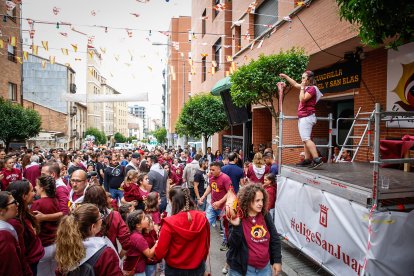 Un momento de la subasta en El Rosel y San Blas. MONTESEGUROFOTO