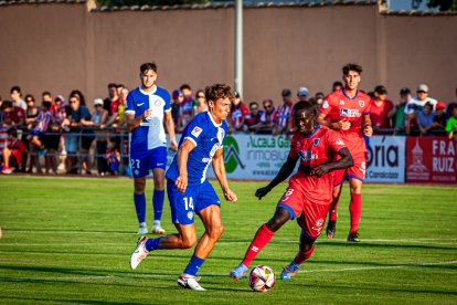 Partido entre Numancia y Atlético del año pasado en El Burgo de Osma.