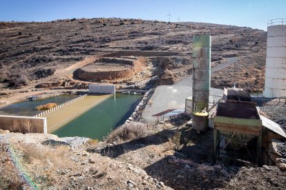 Obras en la presa de San Pedro Manrique.