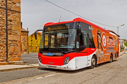 Un autobús de la línea 4 de la ciudad.