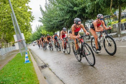 Marina Muñoz fue la mejor clasificada de los integrantes del Triatlón Soriano