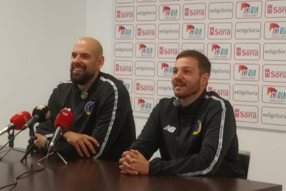 Fran Revuelta y Oriol Castelllarnau en la rueda de prensa de este jueves.