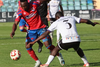 Góngora no tuvo suerte en el que era su segundo partido como titular con el Numancia.