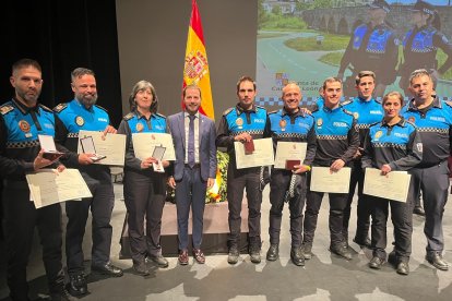 Los policías locales de Soria, en el acto de entrega de reconocimientos. HDS