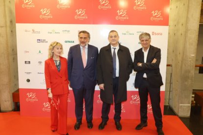 La directora de la Cámara de Soria, Nuria Sánchez, el presidente de la Cámara de Madrid, Ángel Asensio, el presidente de la Cámara de Soria, Alberto Santamaría y Toni Nadal.