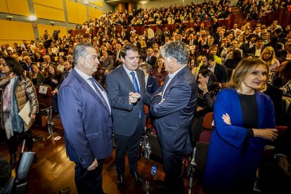 Alberto Santamaría, Alfonso Fernández Mañueco, Toni Nadal y Rocío Lucas en la gala del 125 aniversario de la Cámara.